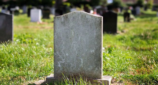 Bardzo duży wzrost liczby zgonów w Polsce. W grupie osób po 70. roku życia o 150 proc.