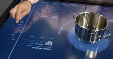 Kuchnia przyszłości. Wielki tablet, na którym będziemy gotować