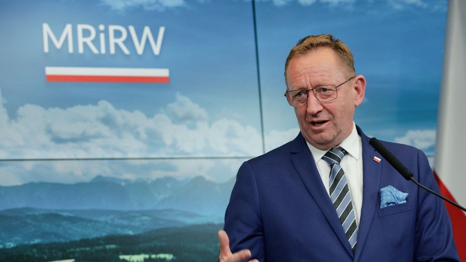 Minister rolnictwa postuluje zakaz importu miodu i malin z Ukrainy