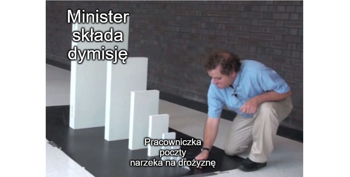 Okolicznościowy mem ku pamięci