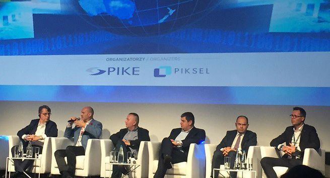 Dokument Sekielskich odwrócił ścieżkę dystrybucji filmu. „Dyrektor programowy za chwilę zmieni się w algorytm”