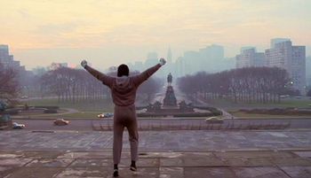 Sylvester Stallone wspomina kultową scenę z "Rocky'ego". "Nie mieliśmy pozwoleń"
