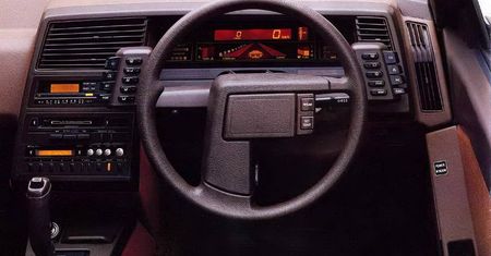 Czy rozpoznasz auto po wnętrzu? Tylko znawcy zdobędą 100 proc.
