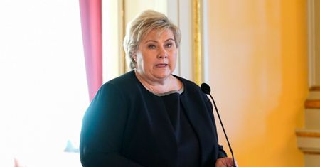 Norwegia wstrzymuje dalsze znoszenie restrykcji. Delta wkroczy szybciej?
