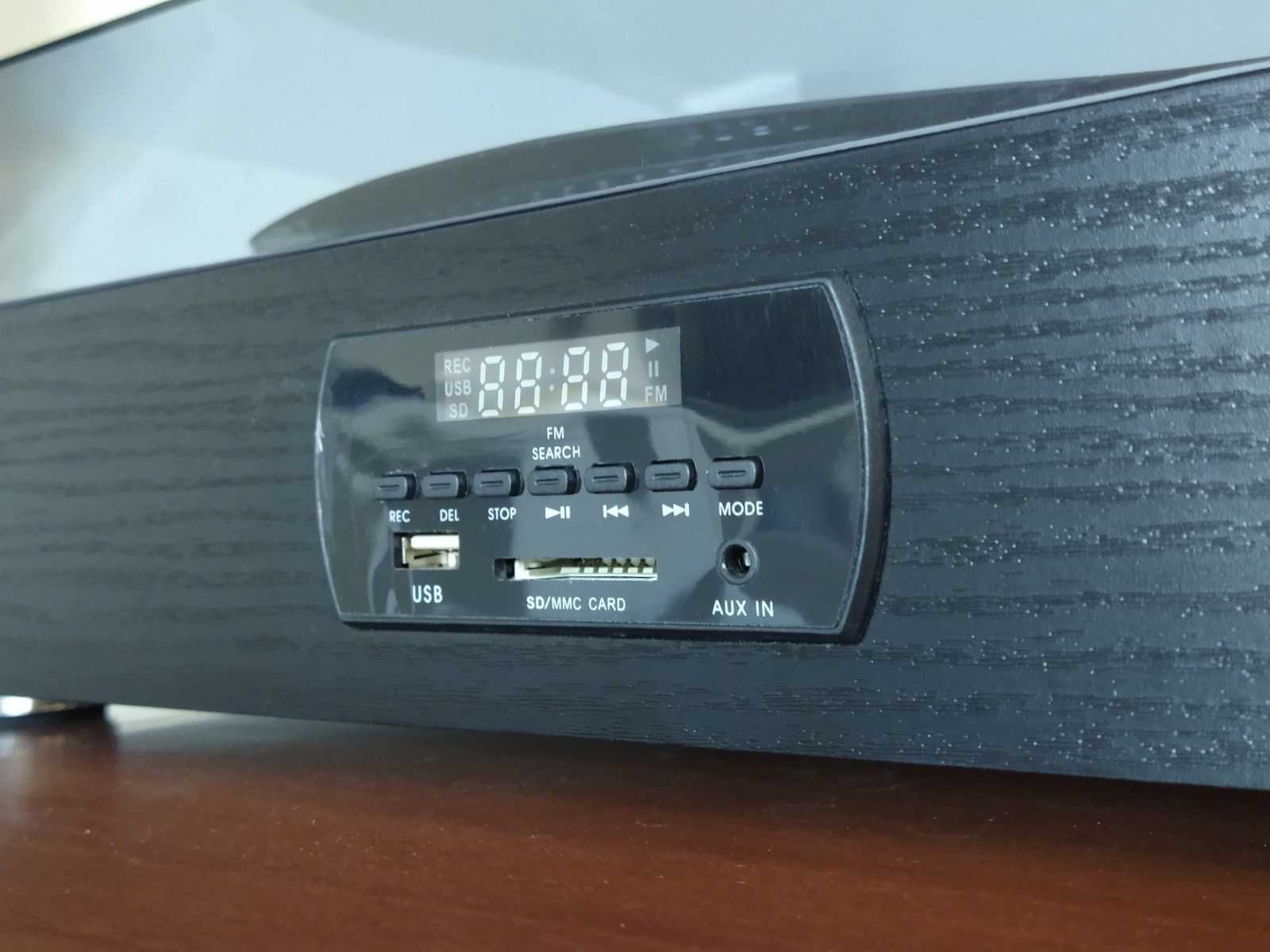 Jak wybrać odpowiedni gramofon? Na te funkcje warto zwrócić uwagę 4