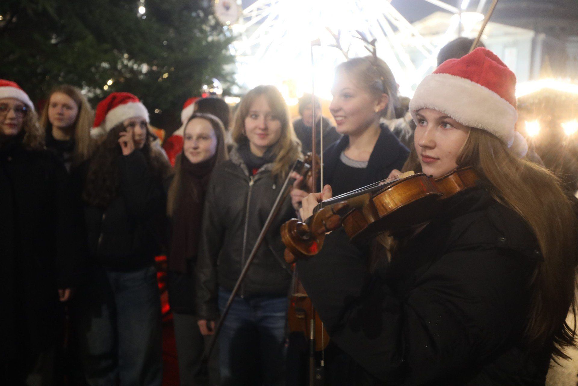 Rozświetlenie choinki na rynku w Katowicach