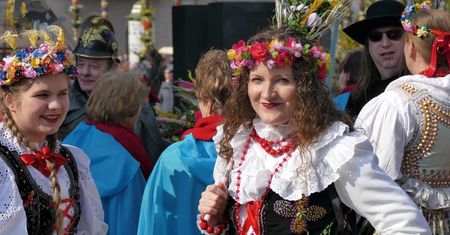 Dlaczego kiedyś panna chciała być oblana? Tak wyglądał prawdziwy dyngus