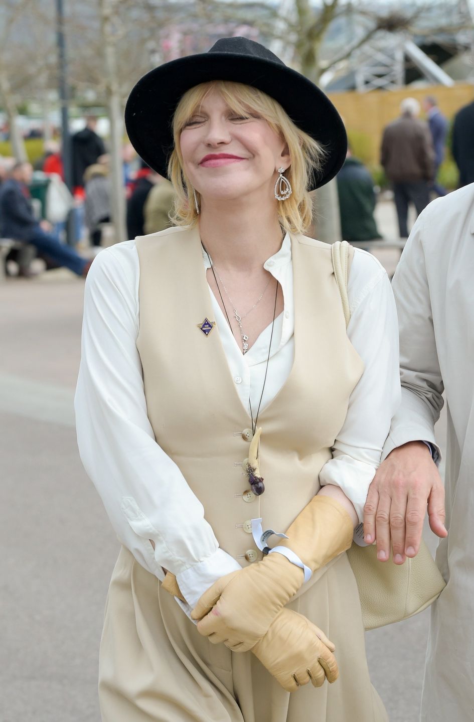 Courtney Love przyłapana na brytyjskim festiwalu