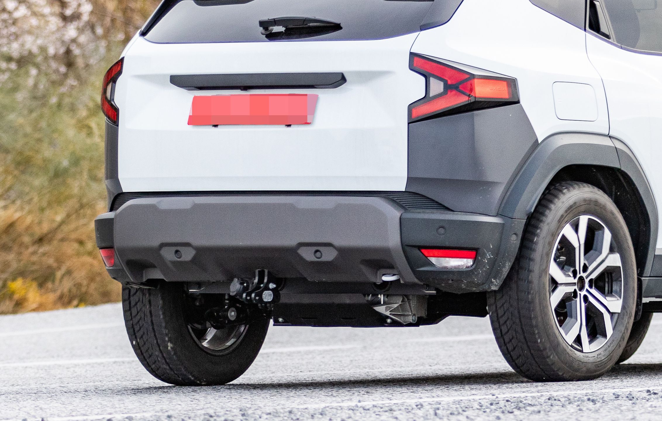 Dacia Duster e-4WD