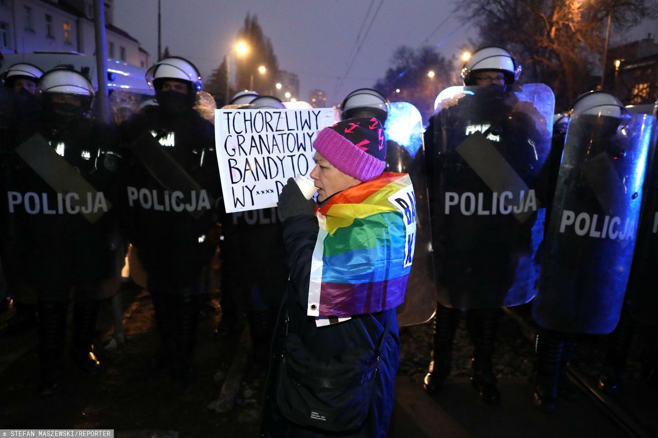 Babcia Kasia. Najpopularniejsza seniorka wśród protestujących