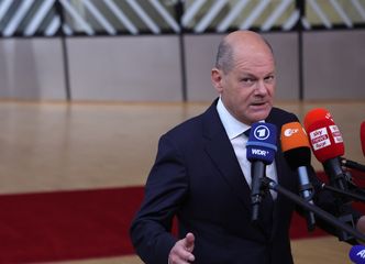 Niemiecki gigant w tarapatach. W ciągu doby stracił na wartości ponad 3 mld euro