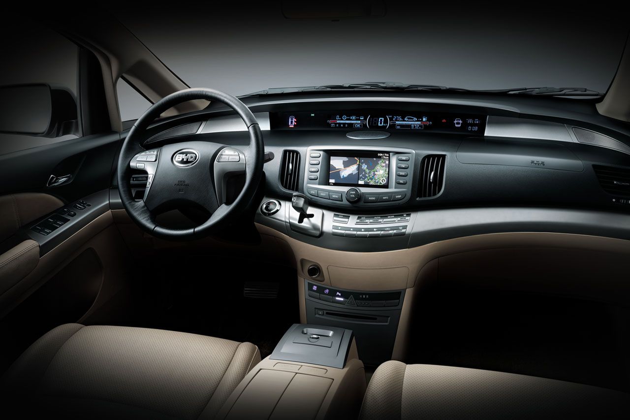 BYD E6