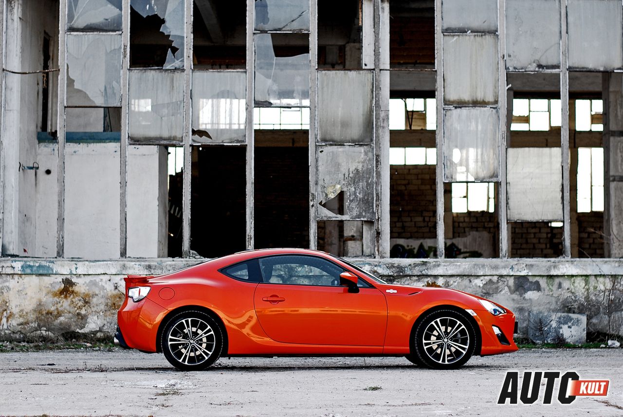 Toyota GT86 Premium [test]