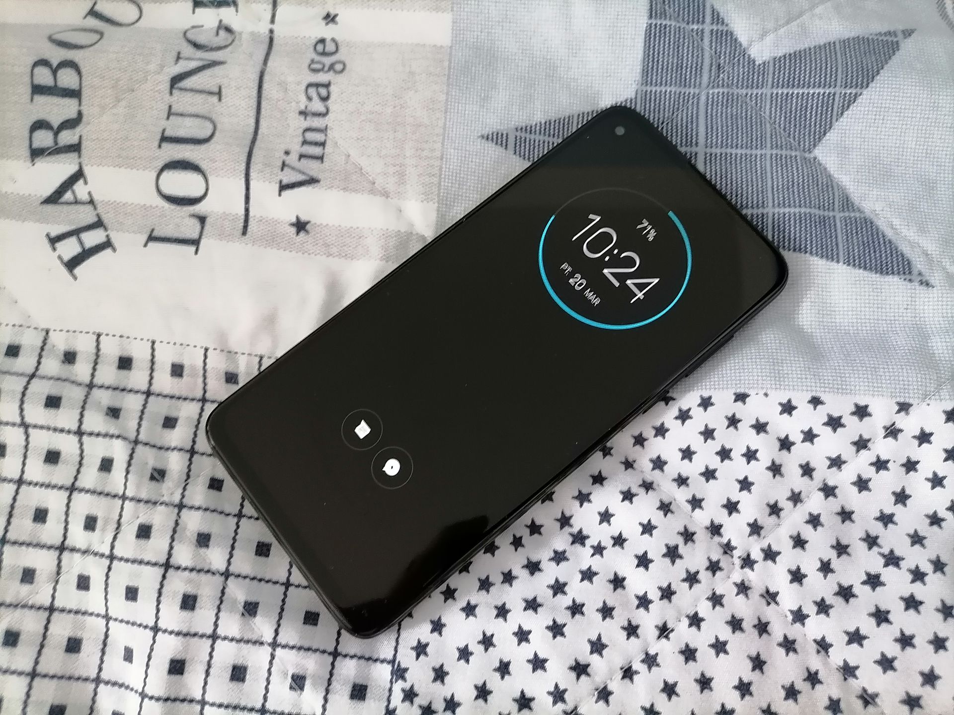 Motorola Moto G8 Power po dwóch dniach testów. Jest solidnie 4