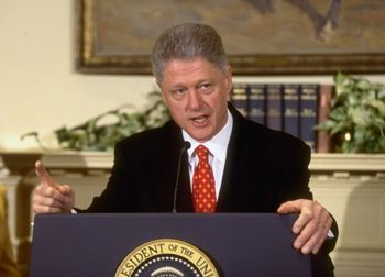 Świat do dziś pamięta "aferę rozporkową". Tak Clinton prawie stracił prezydenturę