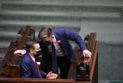 Atak hakerski na rząd. Zaufani ludzie premiera piszą z nim po nocach