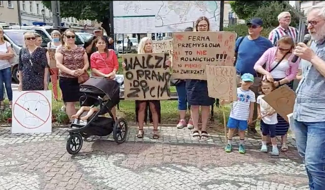 Wrocław. Niepokój w Sadkowie. Mieszkańcy obawiają się odoru i zatrucia środowiska