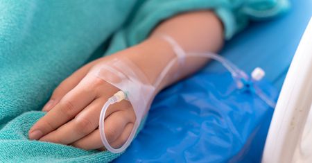CAR-T dla chorych na szpiczaka. Hematolodzy apelują o refundację