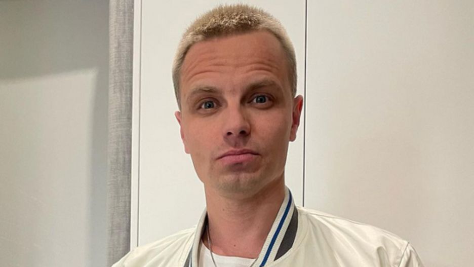 Marcin Hakiel opublikował czarno-białe zdjęcie z tajemniczym podpisem 