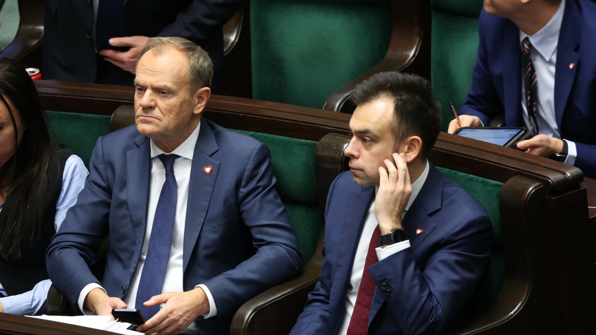 Na zdjęciu premier Donald Tusk i minister finansów Andrzej Domański