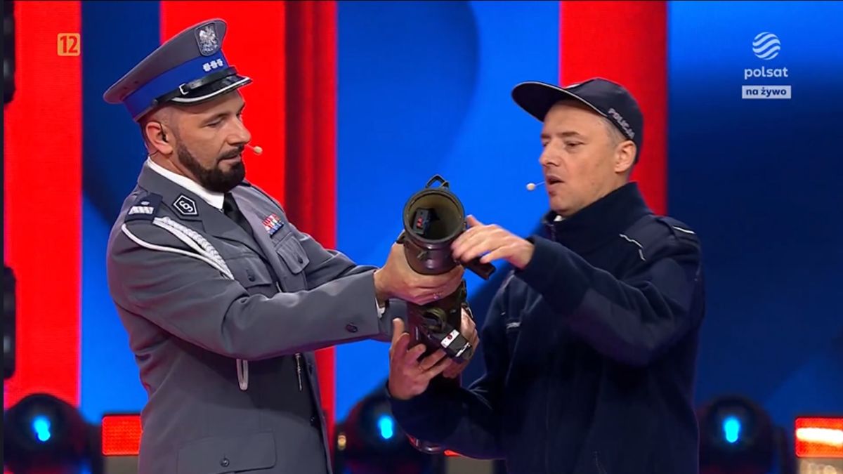 Kabaret Młodych Panów kpi z komendanta policji. W roli głównej granatnik