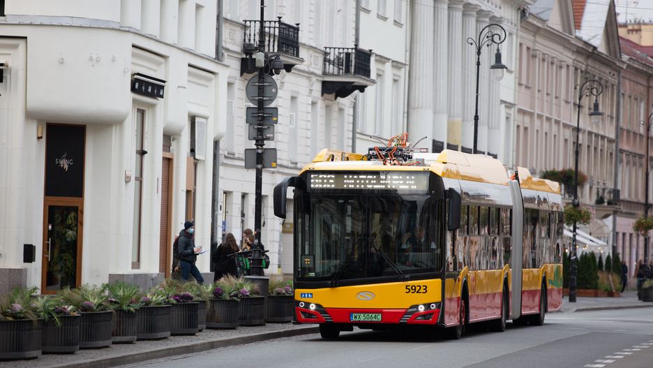 autobus tramwaj warszawa ztm komunikacja miejska transport publiczny