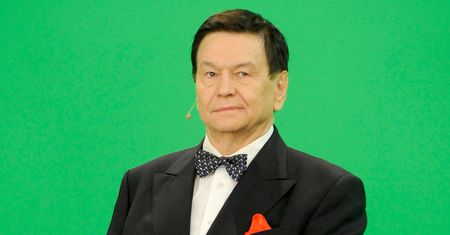 Kaczyński ukrywał orientację i wziął ślub-przykrywkę. Miał powody