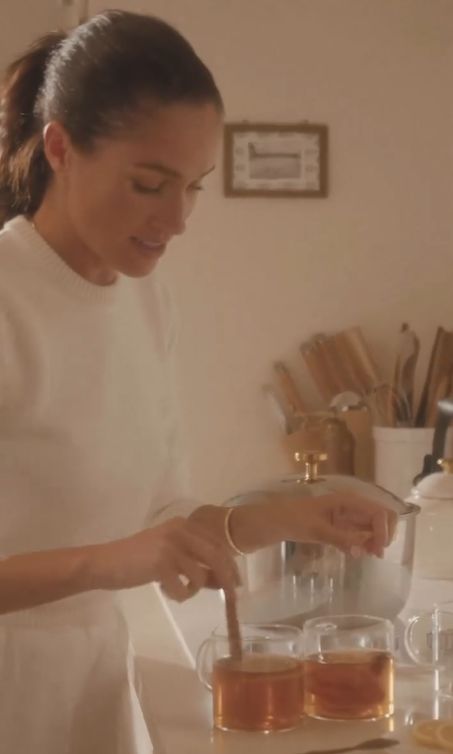 Meghan Markle i jej przepis na przegotowaną wodę