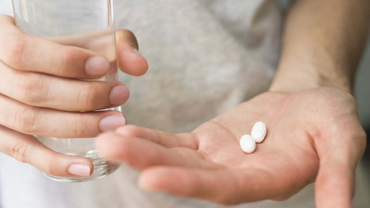 Coaxil jest lekiem stosowanym w neurologii w leczeniu objawów zespołów depresyjnych