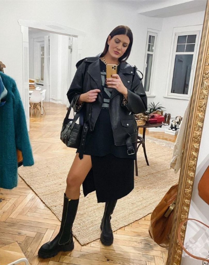 Karolina Domaradzka rozprawia o modzie w czasie wojny