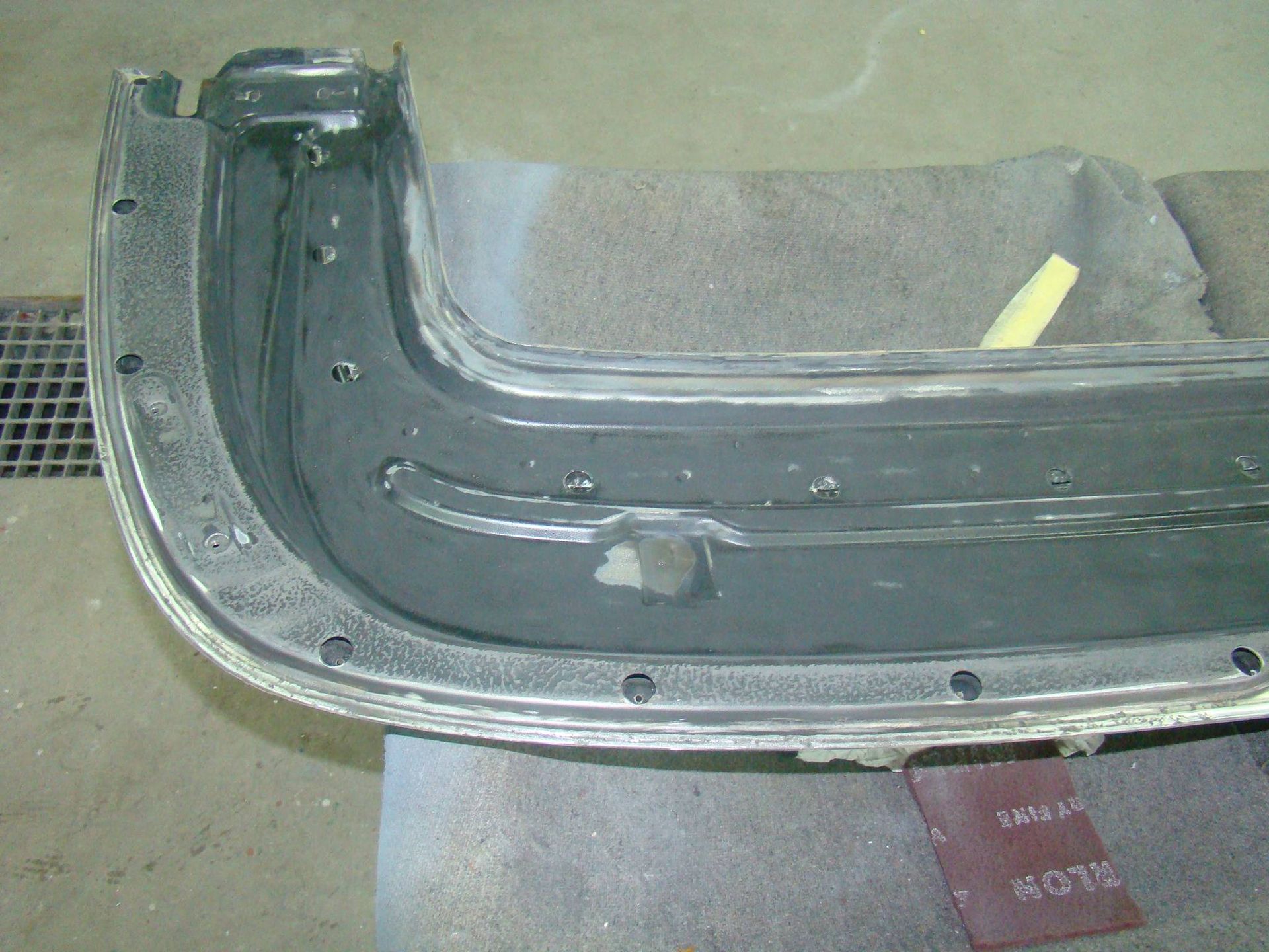 Mercedes 450 SL (R107) - pokrywa dachu