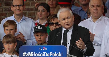 PiS szykuje program na dwie kadencje. Kaczyński: potrzebujemy dłuższej perspektywy