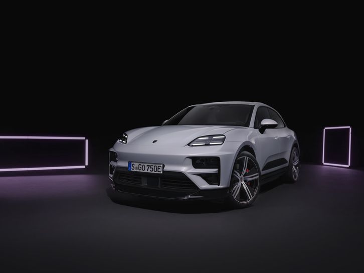 Porsche Macan (2024)