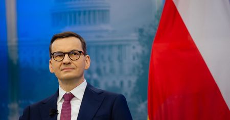 Morawiecki zaatakował Tuska. Porównał go do "ruskich trolli"