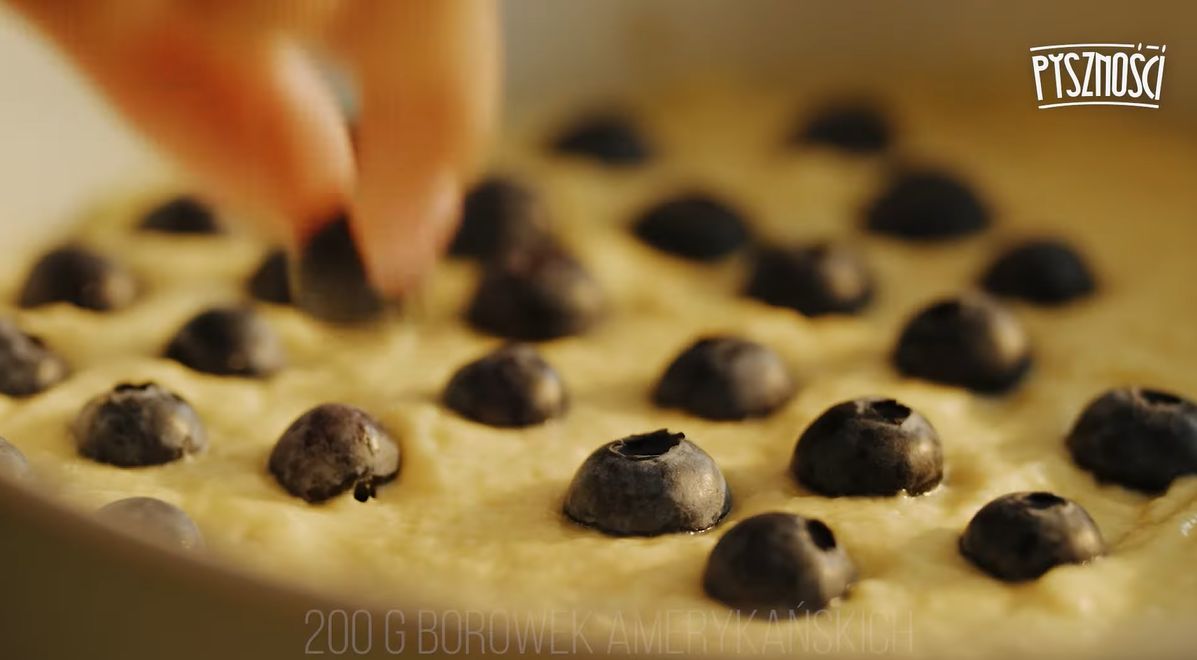 Yogurt cake with blueberries