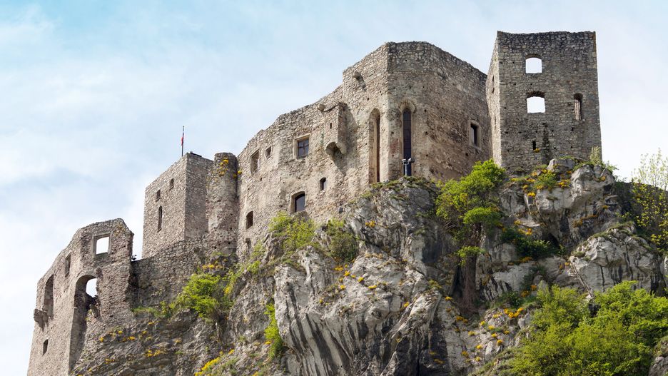 The view of Strecno castle in the springtime. Slovakia
tower, slovakia, historical, spring, slovak, castle, romantic, strecno, ruins, walls, outdoor, medieval, park, green, cloud, travel, landmark, sunny, history, manor, defense, palace, chateau, fort, summer, old, czechoslovakia, mansion, building, historic, fortress, wall, forest, famous, architecture, sky, ancient, beautiful, europe, exterior, landscape, stone, rock, mountain