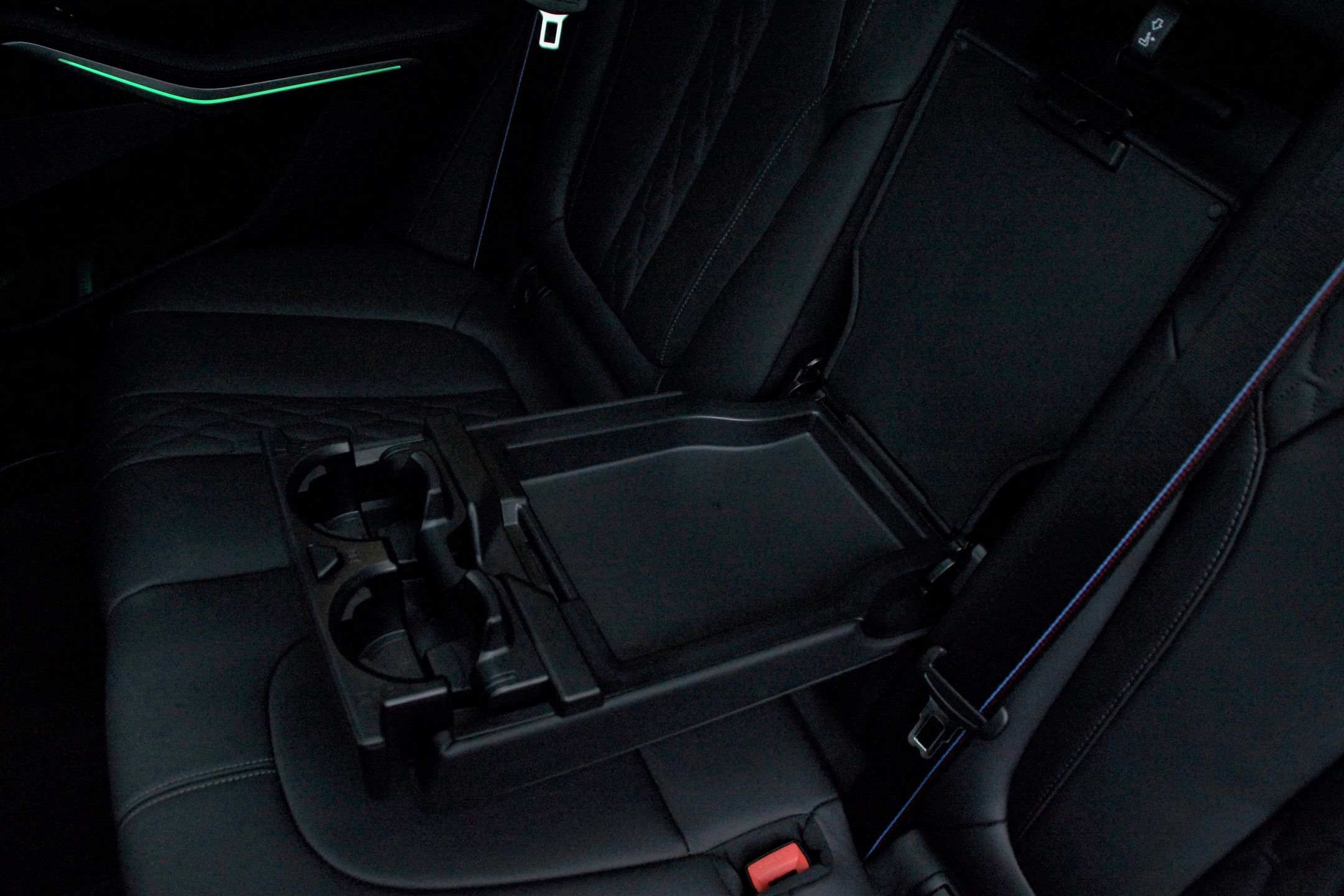 BMW X5 M60i