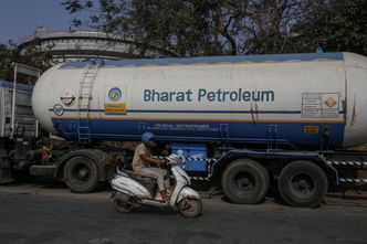 Indyjskie rafinerie wstrzymują zakupy rosyjskiej ropy. Presja działa