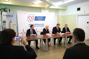 Rzeszowski szpital. Będzie lądowisko na szczycie parkingu