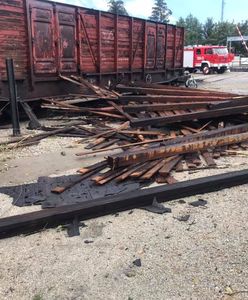 Jaworzyna Śląska. Muzeum Kolejnictwa szacuje straty po burzy. Zerwany dach i setki tysięcy złoty kosztów