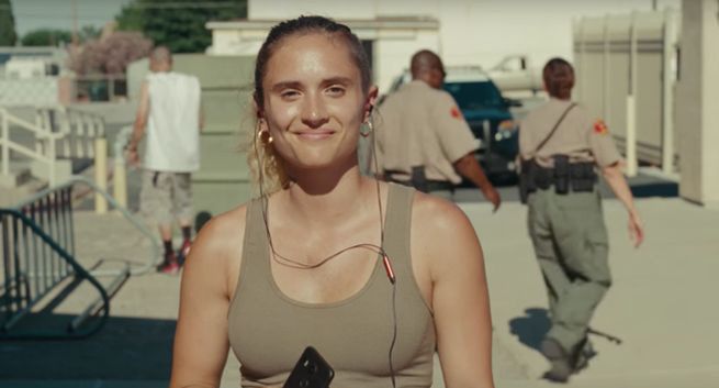 Różnorodność ludzi, gustów i stylów w reklamie platformy YouTube Music (wideo)