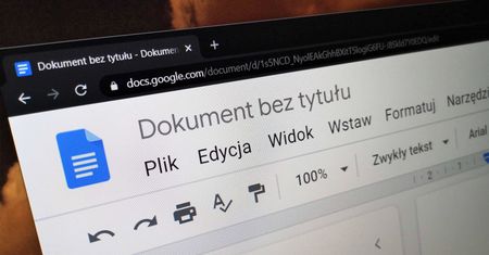 Dokumenty Google dostają autokorektę znaną z Gmaila. Do niektórych trafi dopiero w marcu