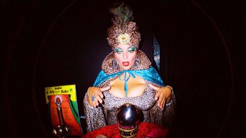 Google oddaje się w ręce wróżek. Nowy hak na konkurencję? 1