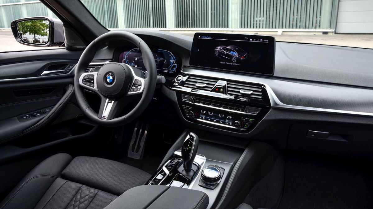 Pierwsza jazda BMW 545e: nowy napęd i funkcje Connectivity z nową aplikacją my BMW 1