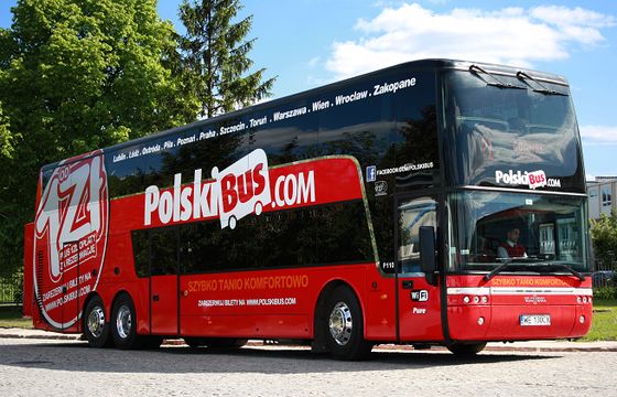 PolskiBus zwiększa liczbę kursów na trasie Warszawa - Płock