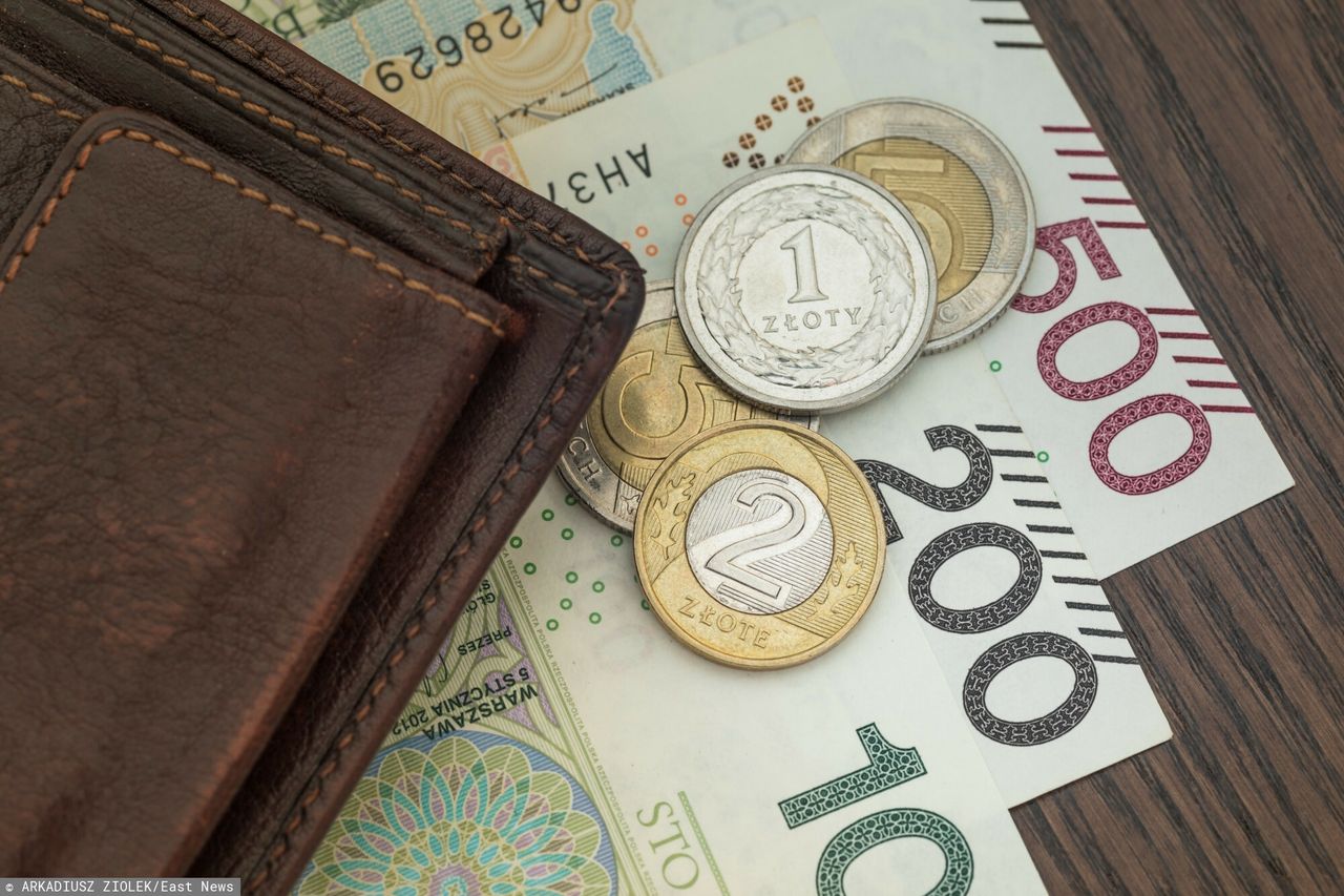 Rekordowa inflacja w smak rządowi, bo obniża dług publiczny. "Płacą za to gospodarstwa domowe i przedsiębiorcy"