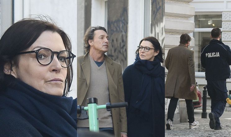 Ilona Felicjańska i Paul Montana gawędzą z POLICJANTEM pod sklepem spożywczym
