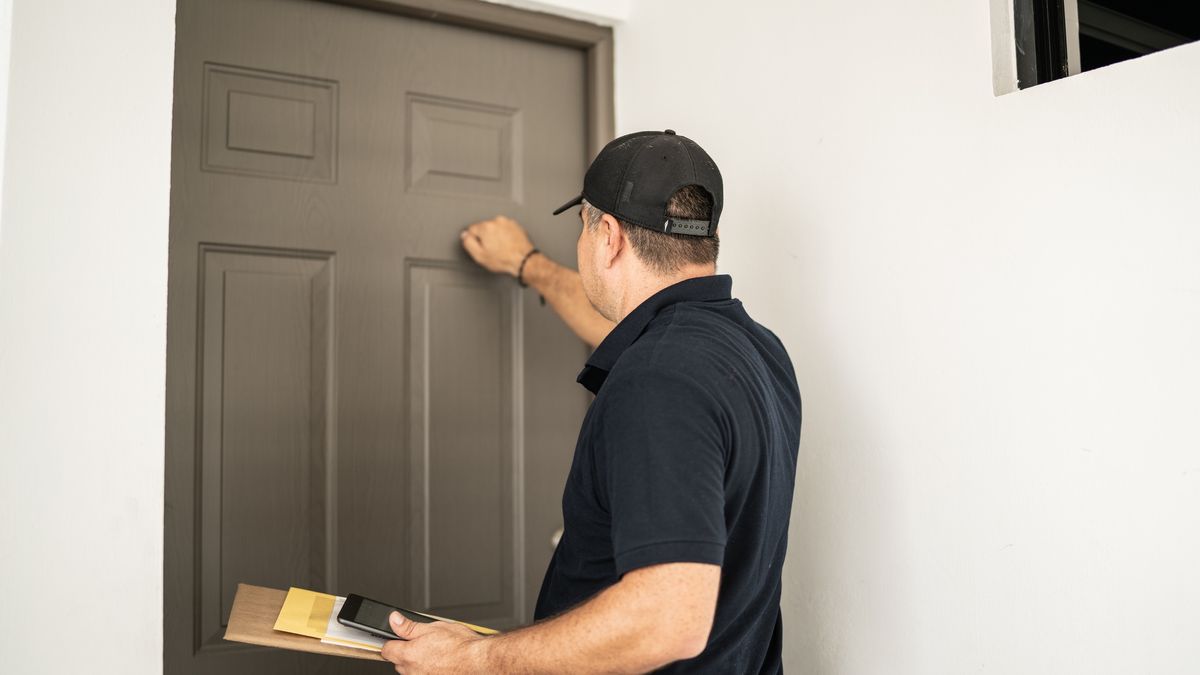 Zapukają do drzwi Polaków