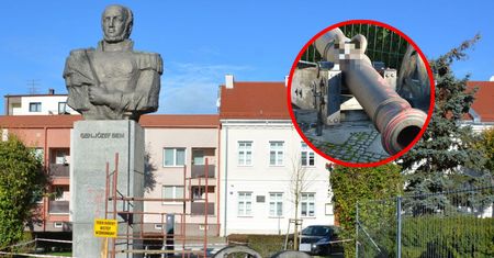 Areszt za zamach na zabytek. Nawet 8 lat więzienia za czerwoną farbę