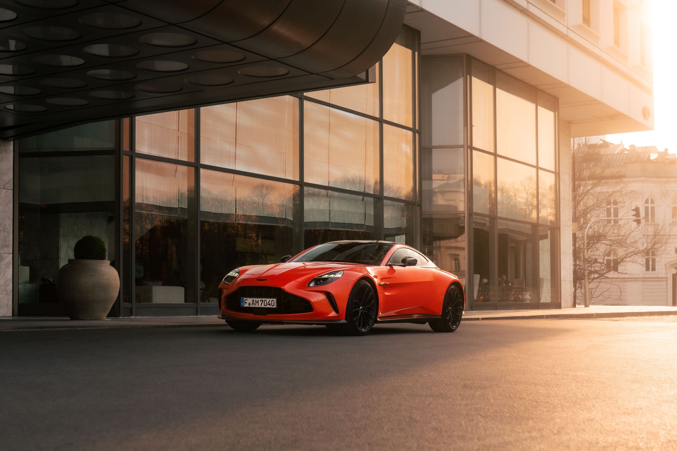 Aston Martin Vantage (2025)